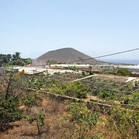 Tres Palmeras